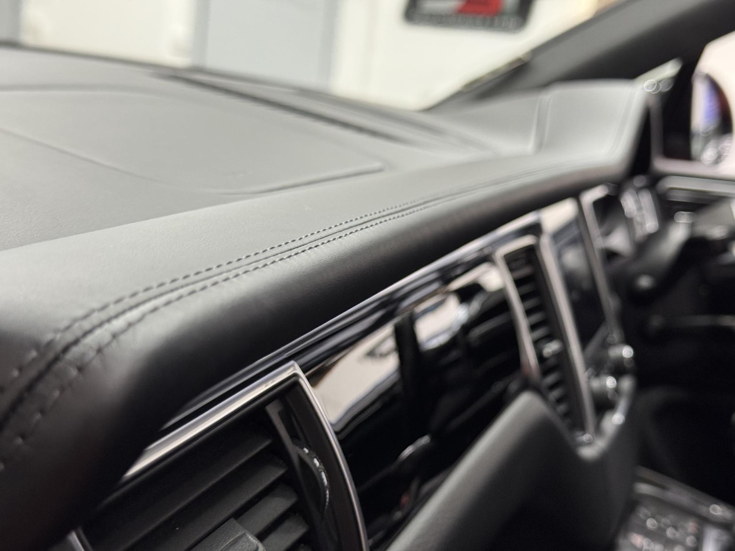 Used Porsche Macan 2017 for sale - 76911536: Photo 34