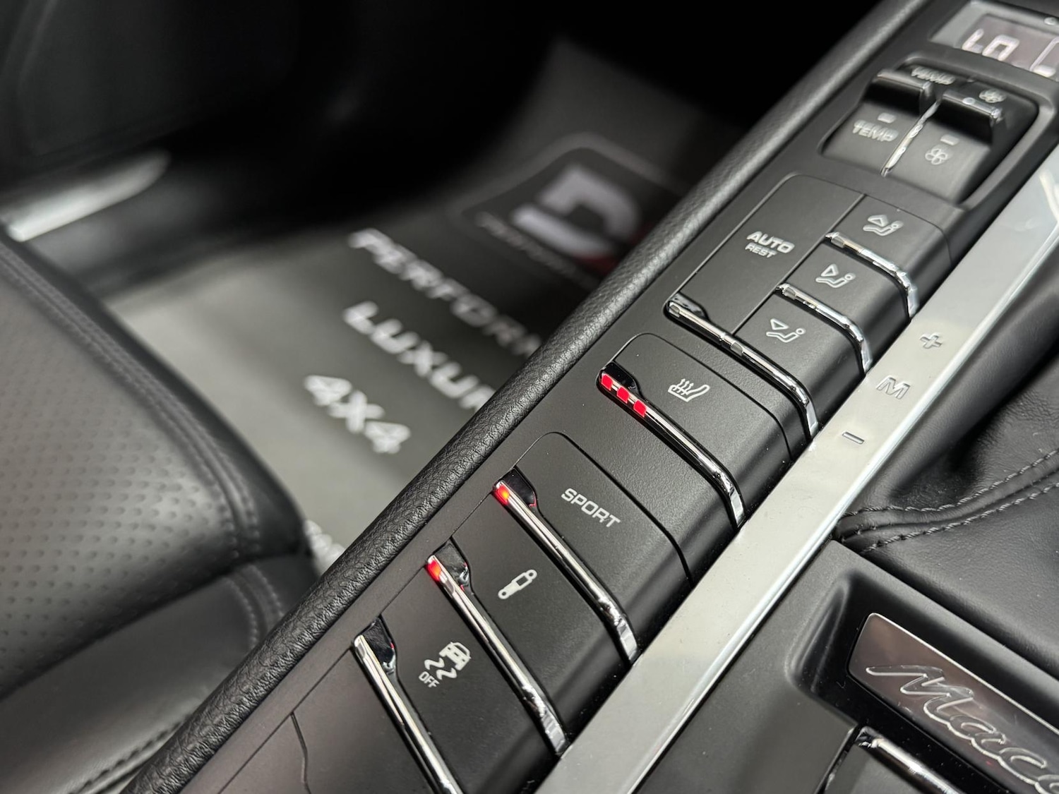 Used Porsche Macan 2017 for sale - 76911536: Photo 52