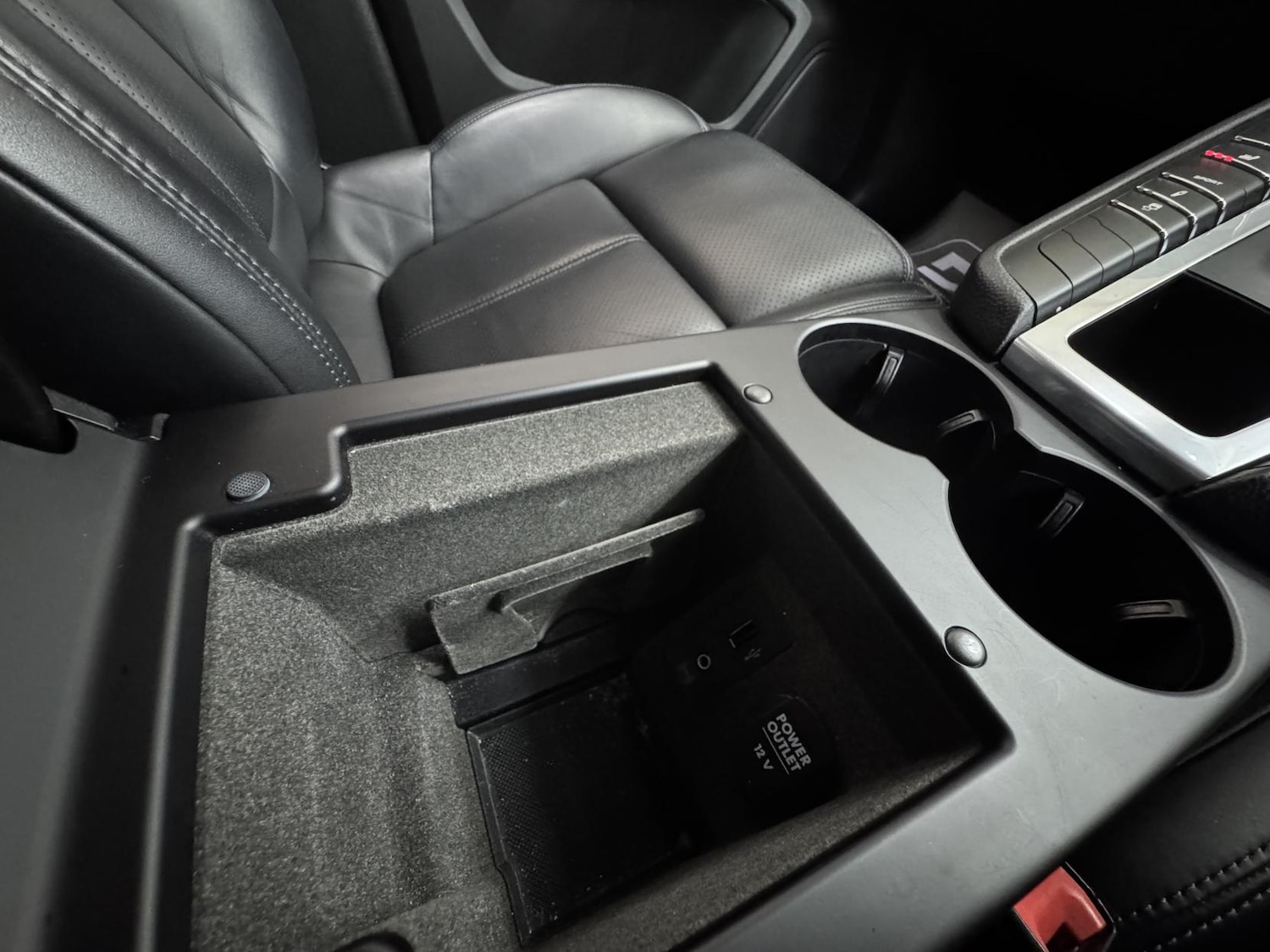 Used Porsche Macan 2017 for sale - 76911536: Photo 53