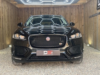 Used Jaguar F-Pace 2019 for sale - 79177111: Photo
