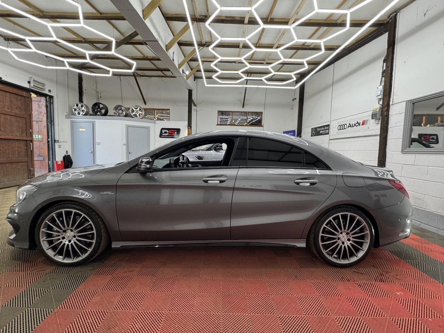 Used Mercedes-Benz CLA 2014 for sale - 77971462: Photo 5