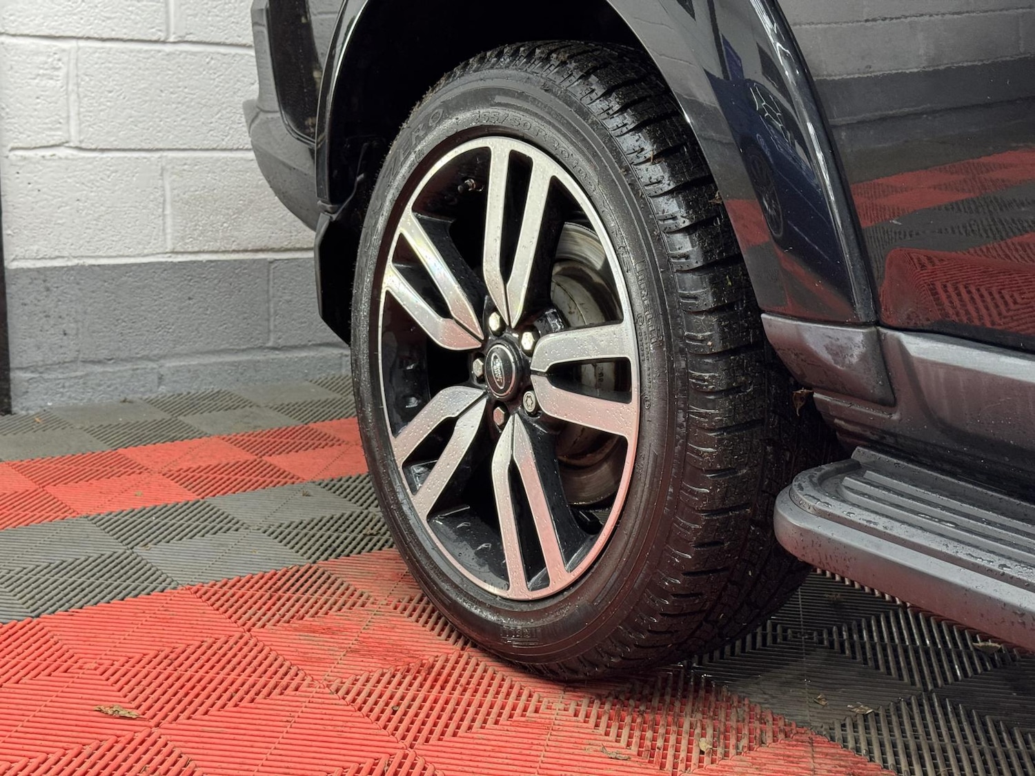 Used Land Rover Discovery 4 2016 for sale - 77151666: Photo 10