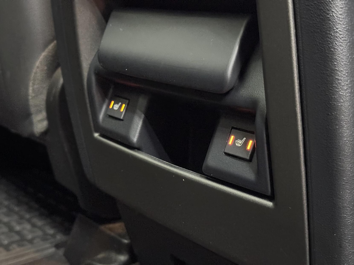 Used Land Rover Discovery 4 2016 for sale - 77151666: Photo 27