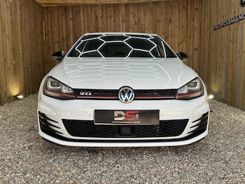 Used Volkswagen Golf 2016 for sale - 79528163: Photo