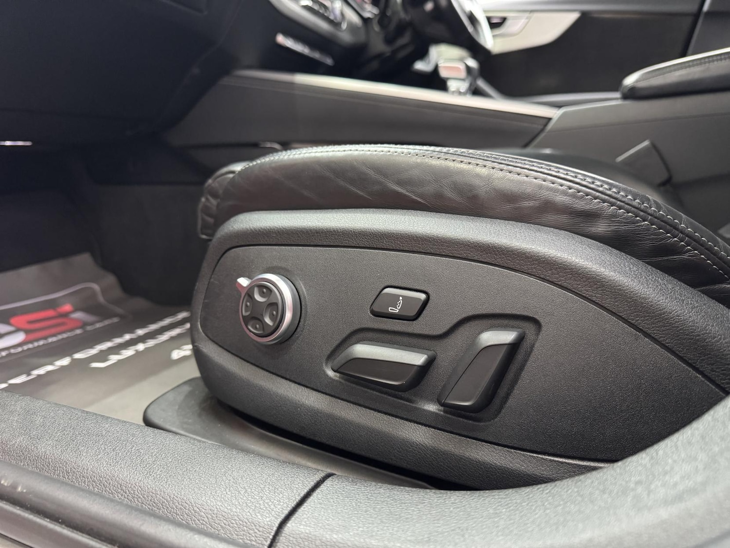 Used Audi A4 2017 for sale - 76818132: Photo 24