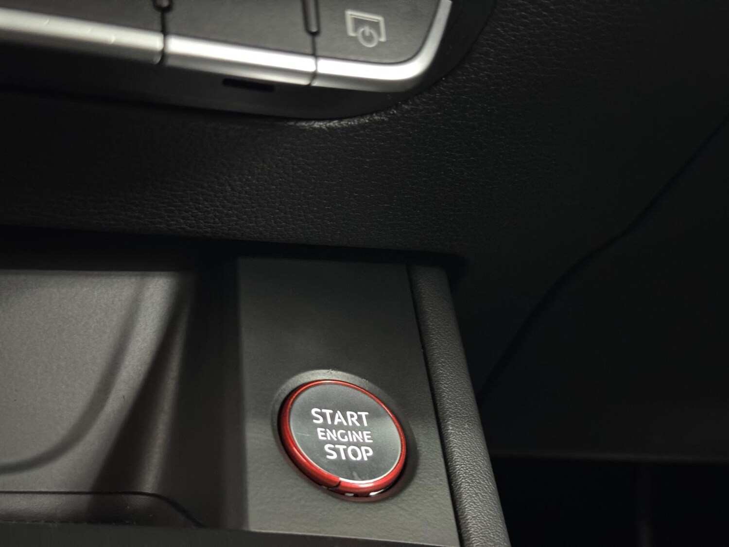 Used Audi A4 2017 for sale - 76818132: Photo 52