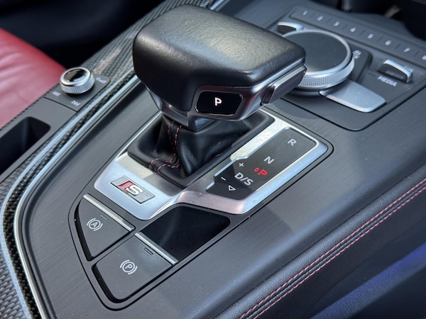 Used Audi A4 2018 for sale - 76273136: Photo 35
