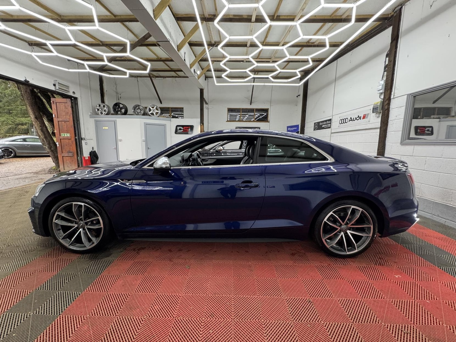 Used Audi A5 2018 for sale - 77607171: Photo 5