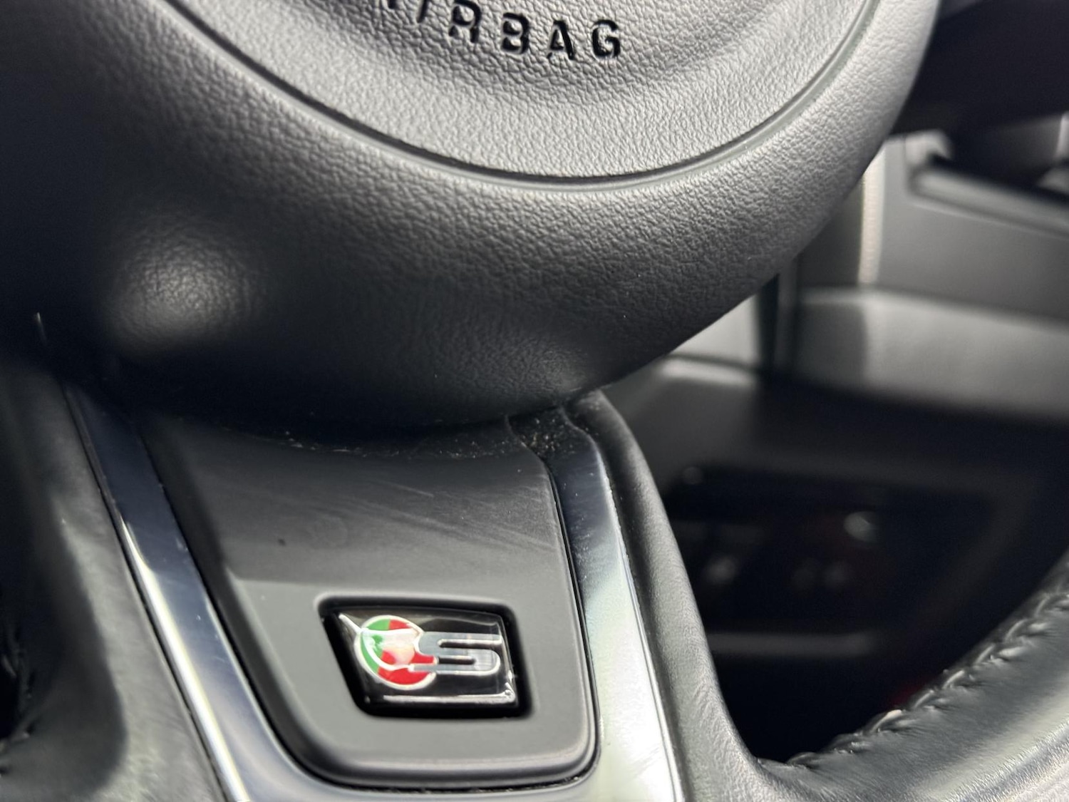 Used Jaguar XF 2016 for sale - 77063592: Photo 30