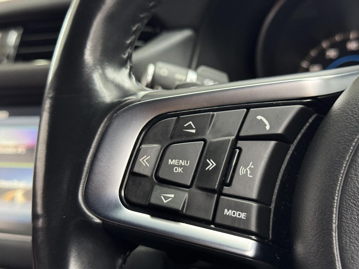 Used Jaguar XF 2016 for sale - 77063592: Photo 32