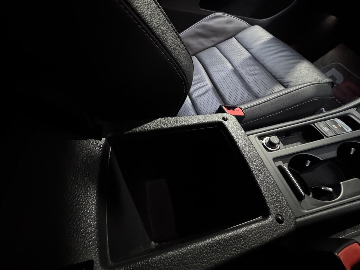 Used Volkswagen Golf 2017 for sale - 76631076: Photo 41