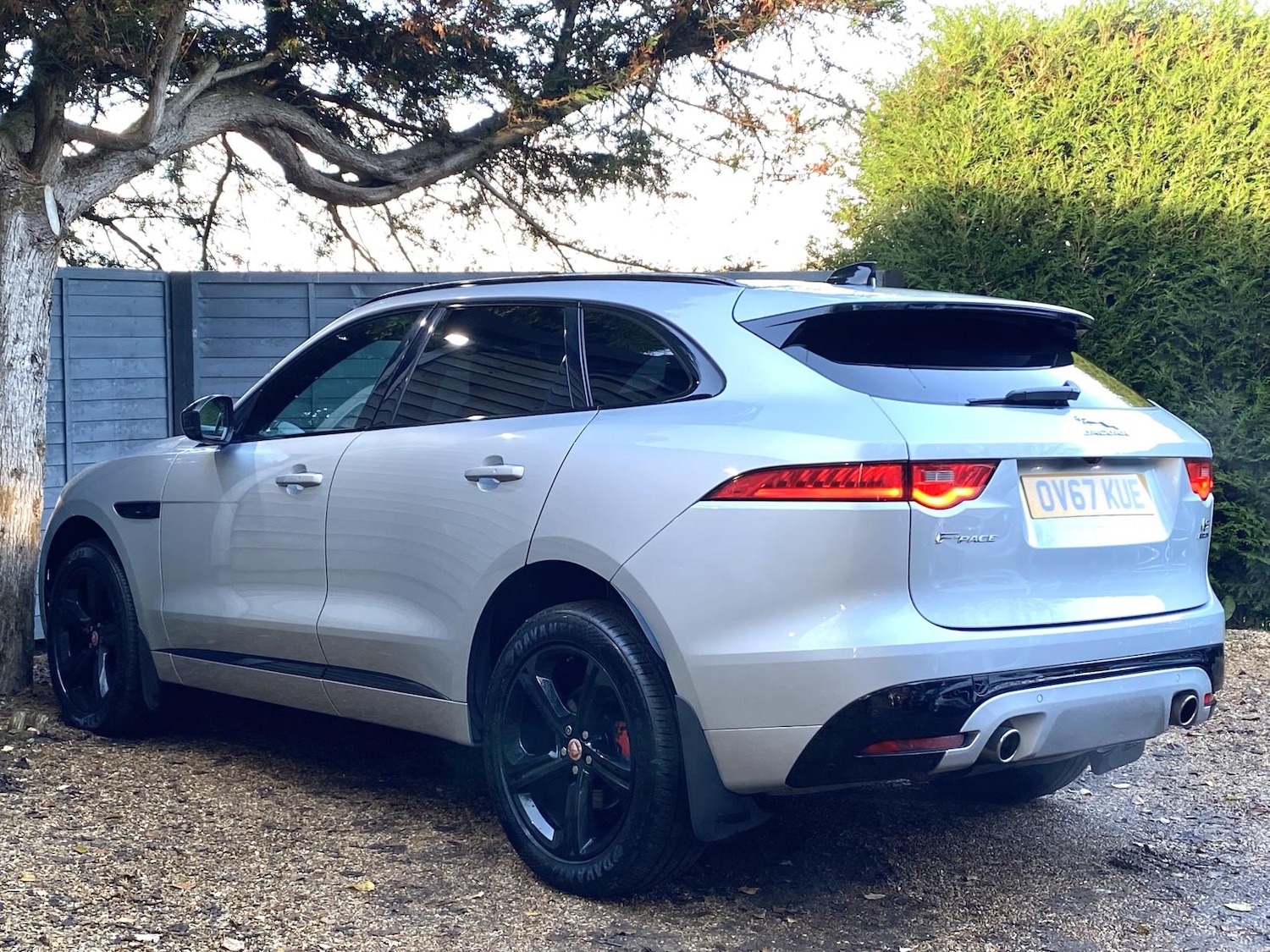 Used Jaguar F-Pace 2017 for sale - 76618982: Photo 11