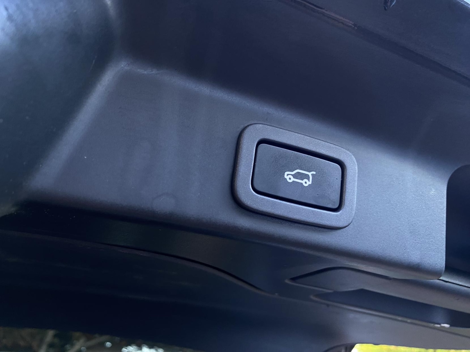 Used Jaguar F-Pace 2017 for sale - 76618982: Photo 12