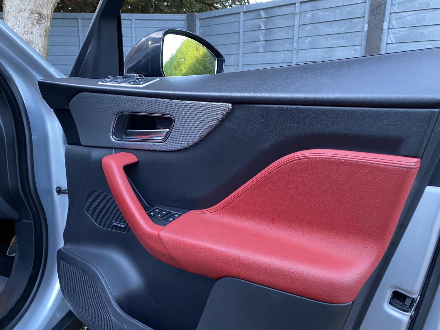 Used Jaguar F-Pace 2017 for sale - 76618982: Photo 16