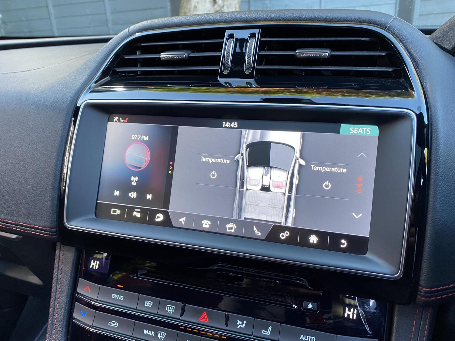 Used Jaguar F-Pace 2017 for sale - 76618982: Photo 40