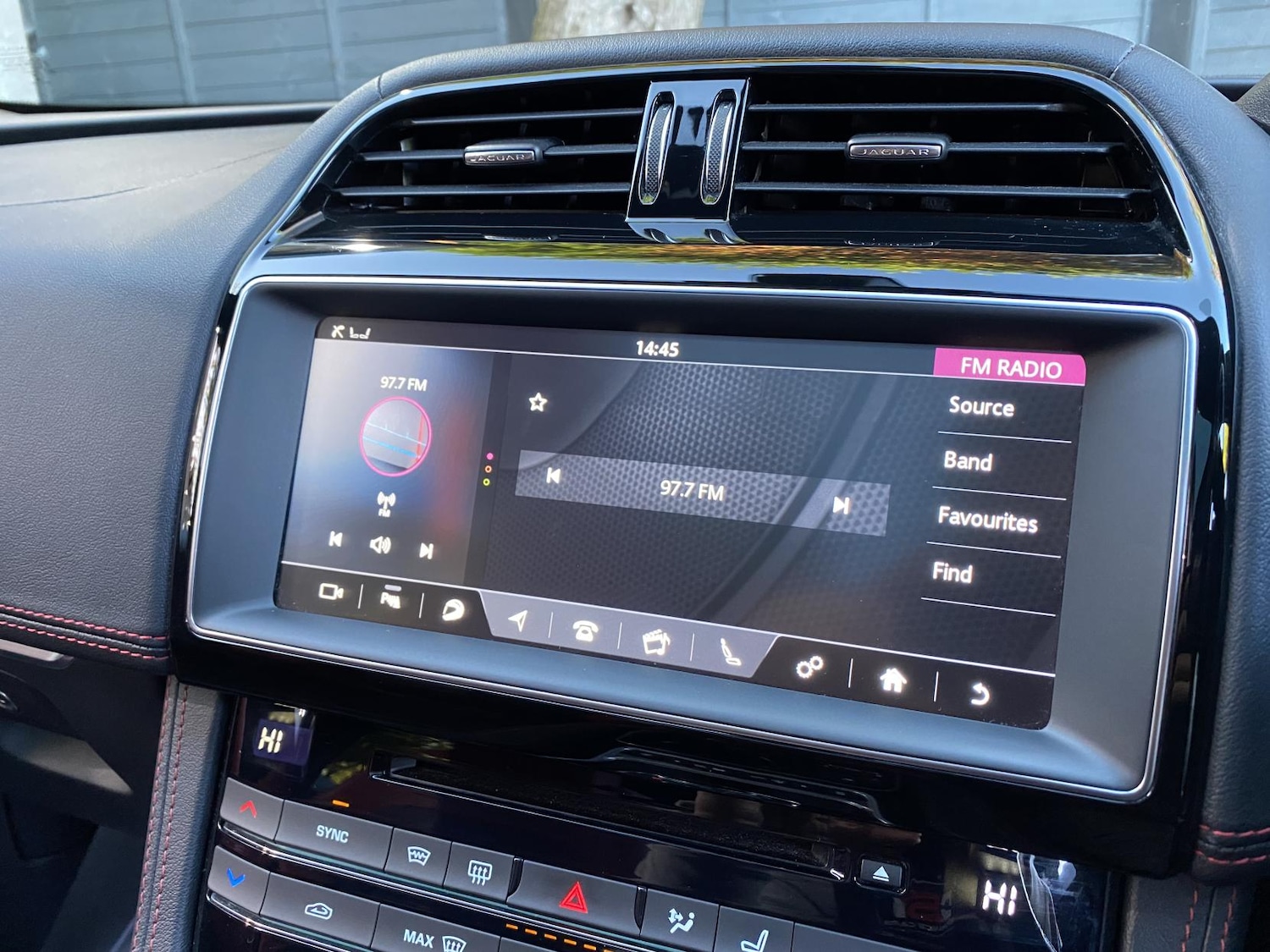 Used Jaguar F-Pace 2017 for sale - 76618982: Photo 41