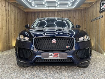 Used Jaguar F-Pace 2017 for sale - 79668848: Photo