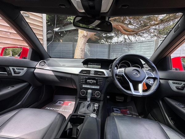 Used Mercedes-Benz C Class 2013 for sale - 76273160: Photo 10