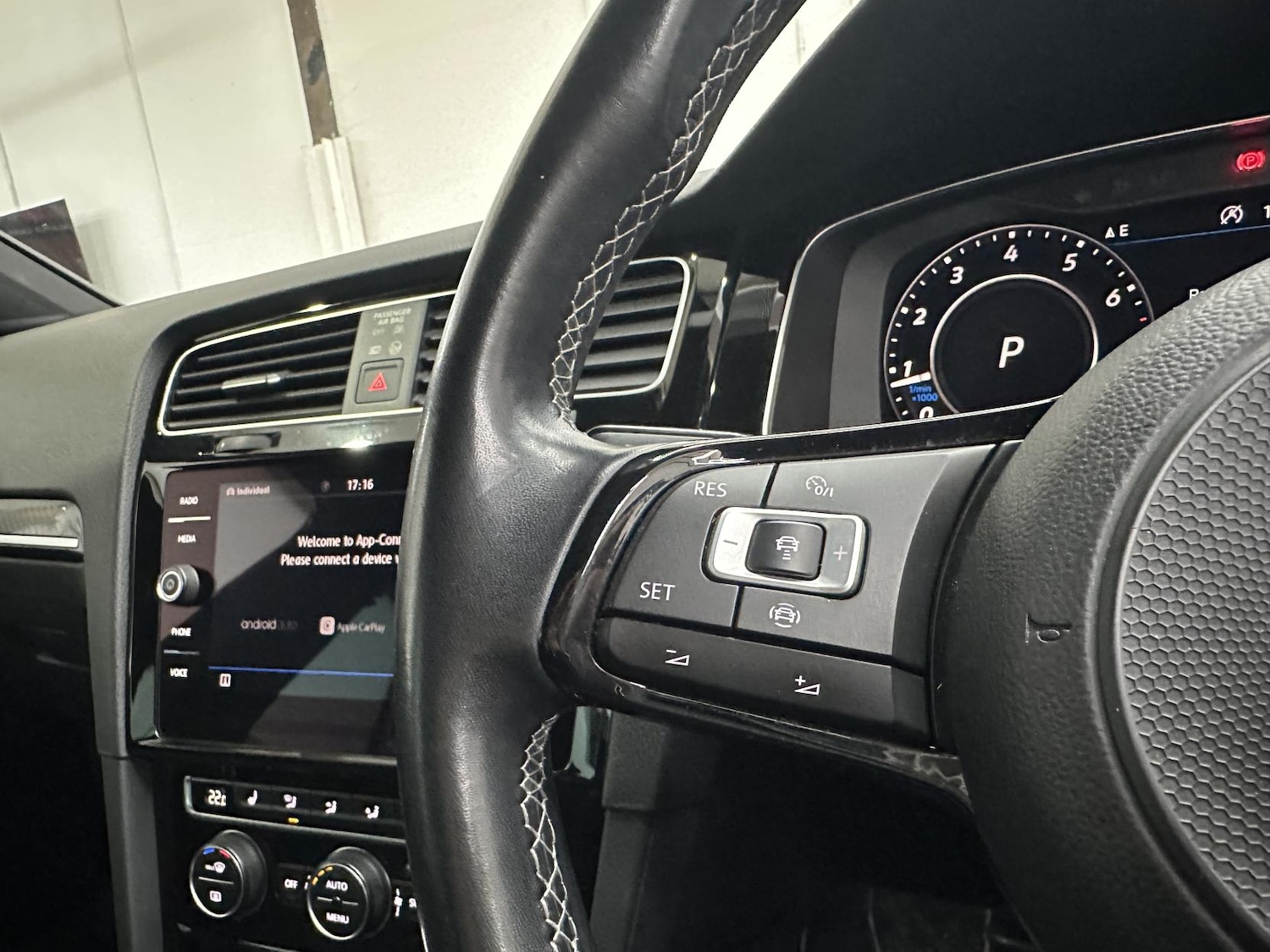 Used Volkswagen Golf 2019 for sale - 77409906: Photo 39