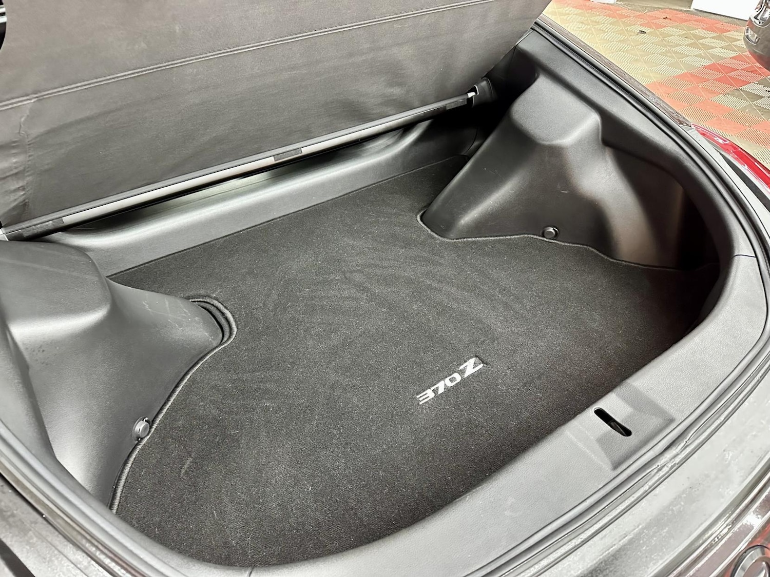 Used Nissan 370 Z 2011 for sale - 77545439: Photo 18