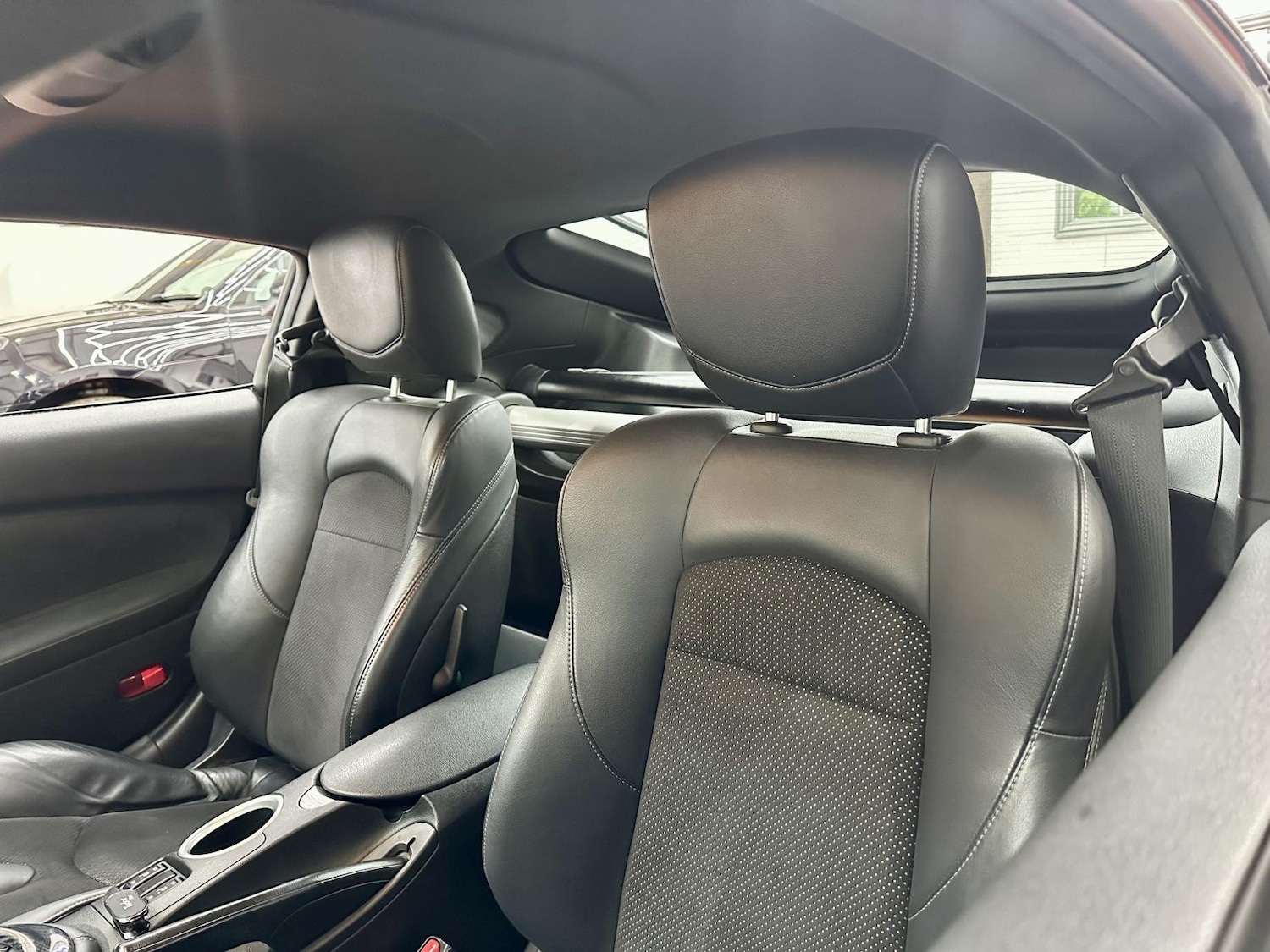 Used Nissan 370 Z 2011 for sale - 77545439: Photo 31