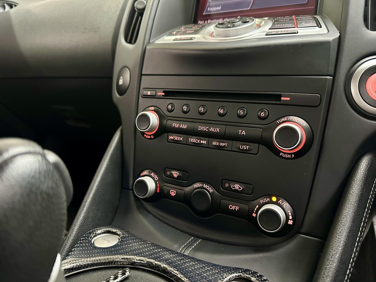 Used Nissan 370 Z 2011 for sale - 77545439: Photo 40