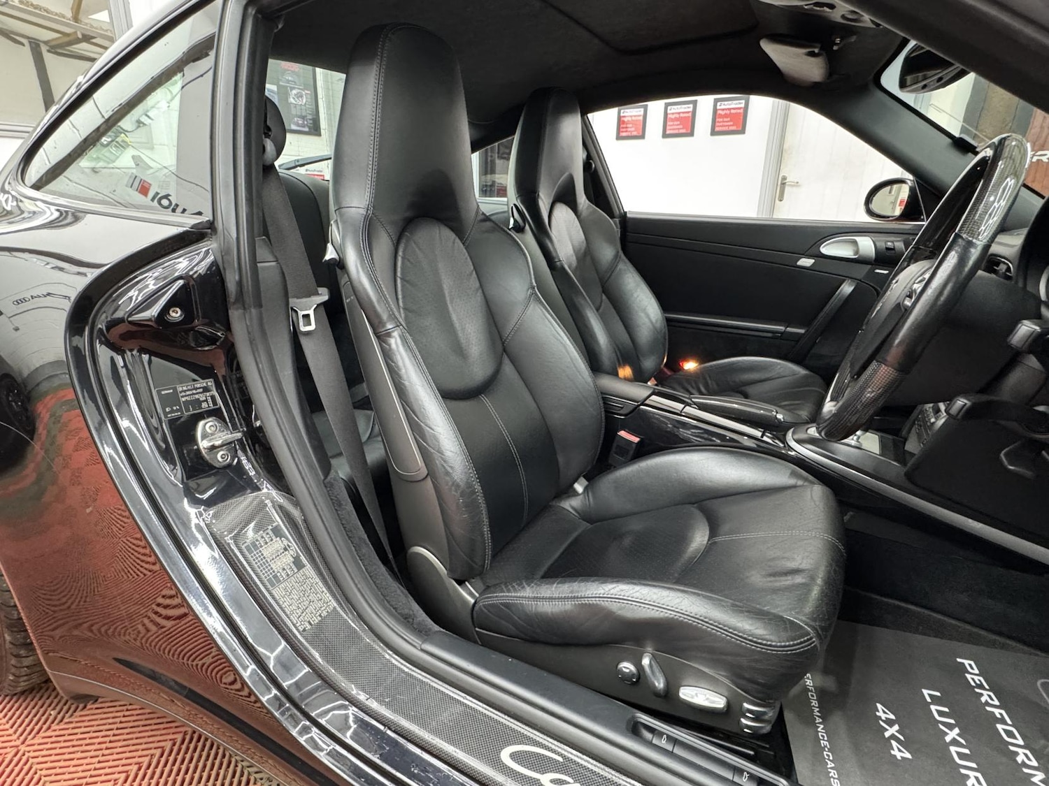 Used Porsche 911 2006 for sale - 78085662: Photo 16