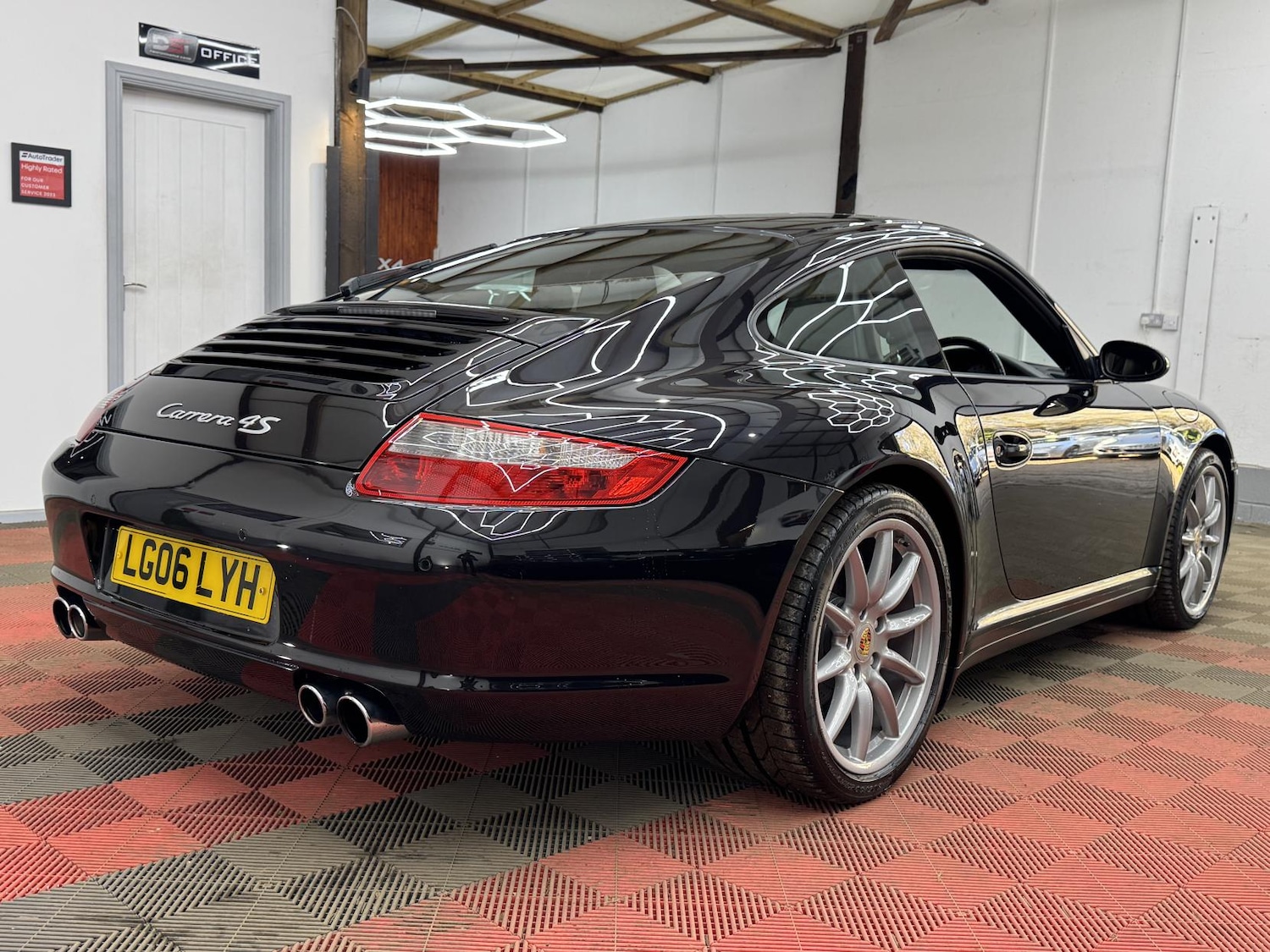 Used Porsche 911 2006 for sale - 78085662: Photo 8