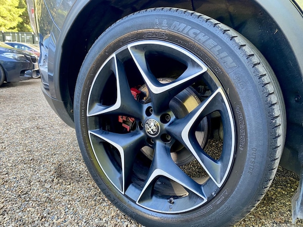 Used Alfa Romeo Stelvio 2019 for sale - 76273144: Photo 14