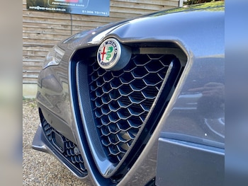 Used Alfa Romeo Stelvio 2019 for sale - 76273144: Photo 4