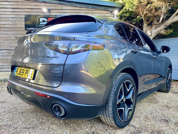 Used Alfa Romeo Stelvio 2019 for sale - 76273144: Photo 9