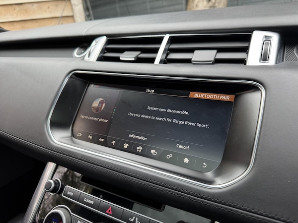 Used Land Rover Range Rover Sport 2017 for sale - 76312664: Photo 37