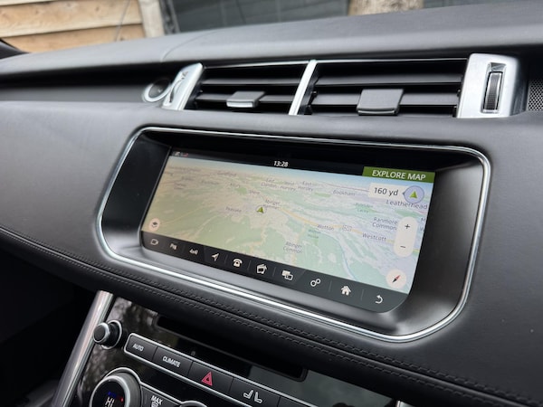 Used Land Rover Range Rover Sport 2017 for sale - 76312664: Photo 38