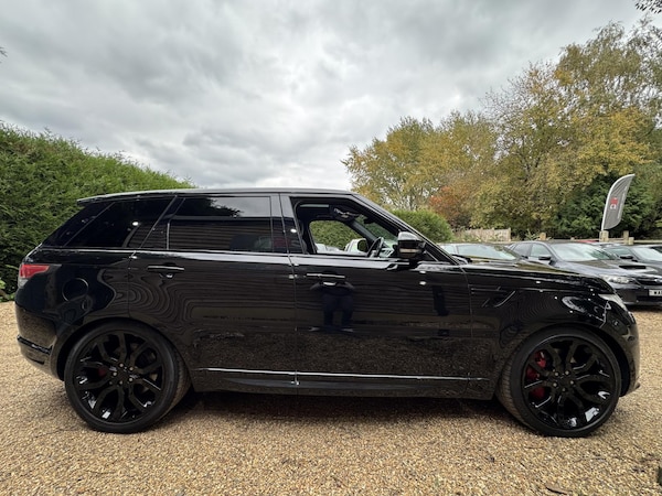 Used Land Rover Range Rover Sport 2017 for sale - 76312664: Photo 4