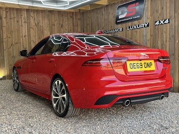 Used Jaguar XE 2019 for sale - 79196098: Photo