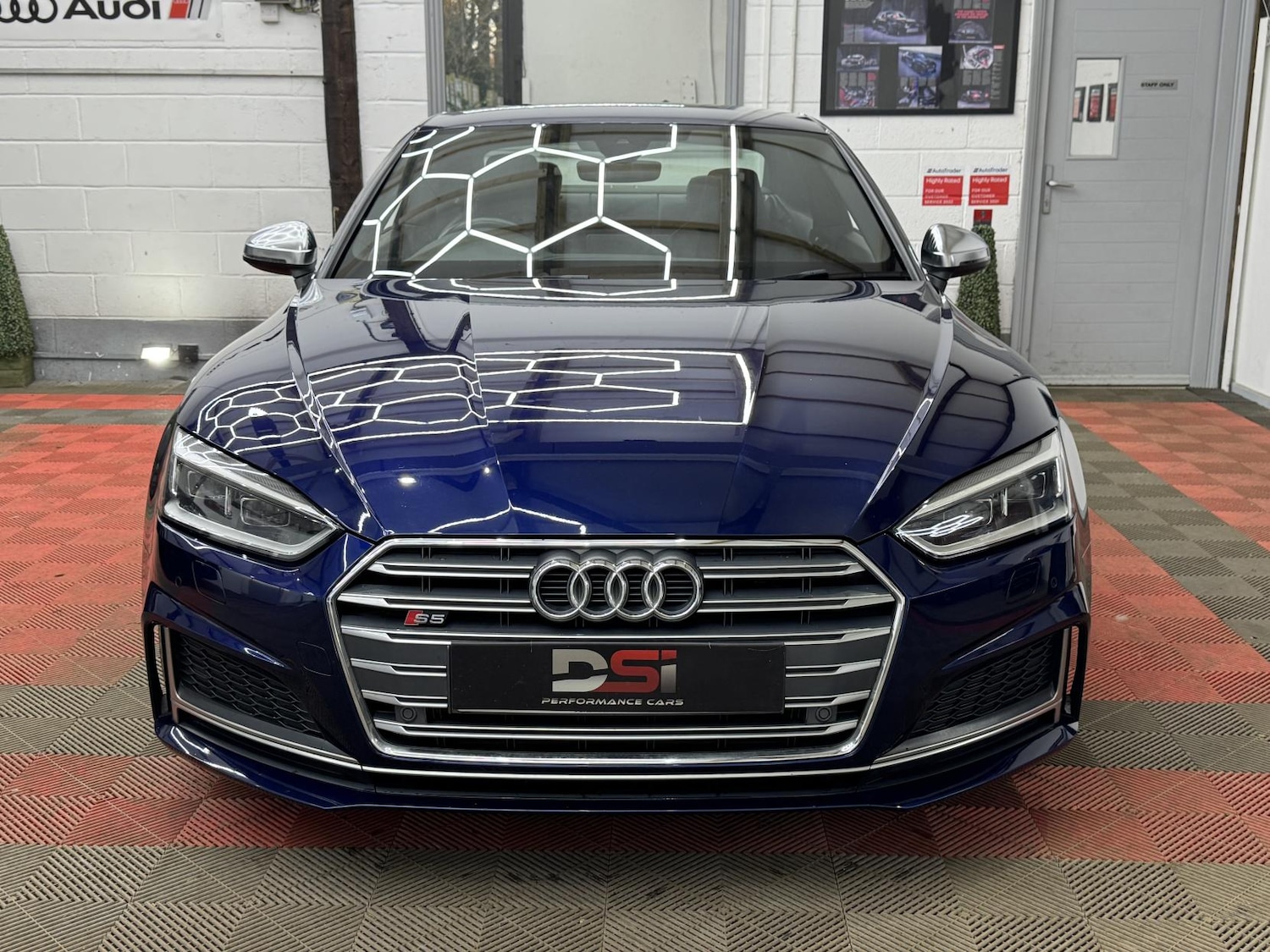 Used Audi A5 2017 for sale - 77721796: Photo 2