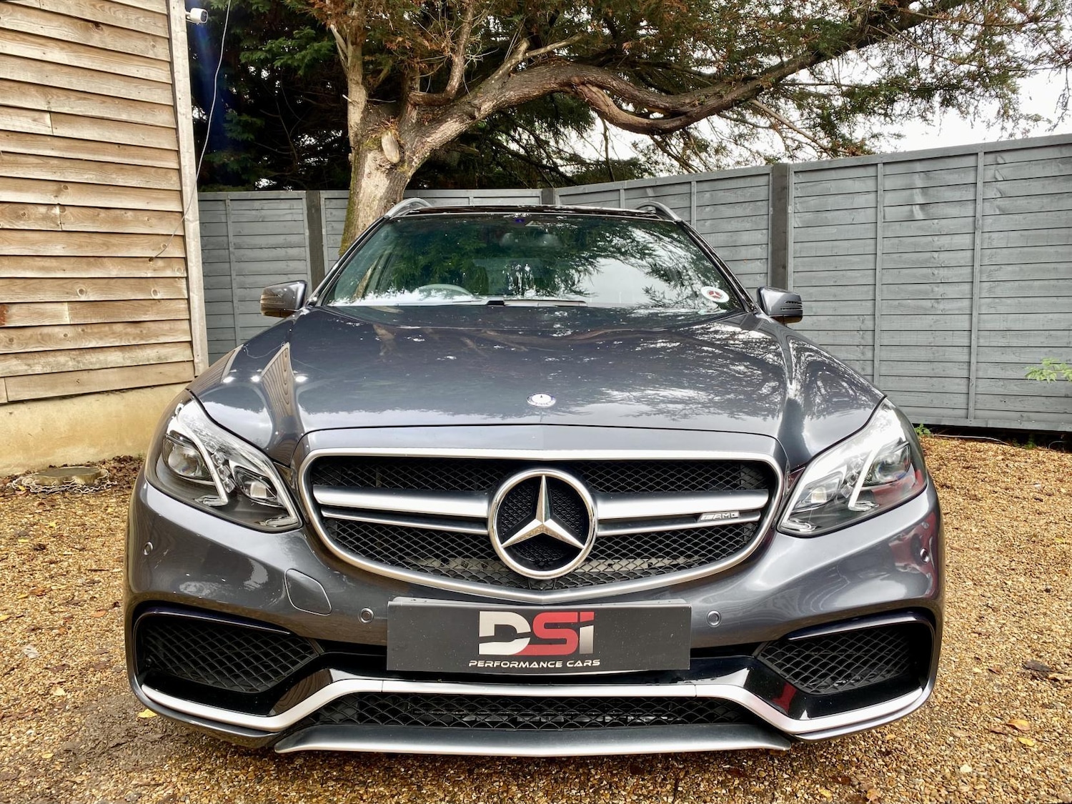 Used Mercedes-Benz E Class 2015 for sale - 76537006: Photo 2