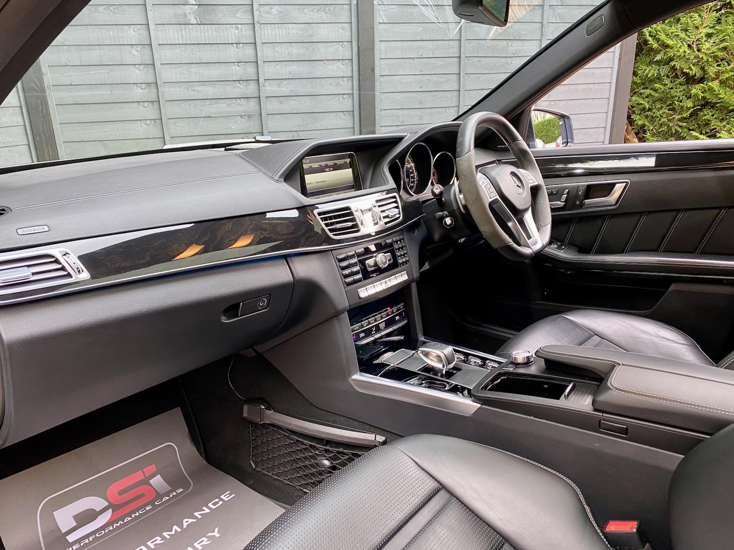 Used Mercedes-Benz E Class 2015 for sale - 76537006: Photo 26