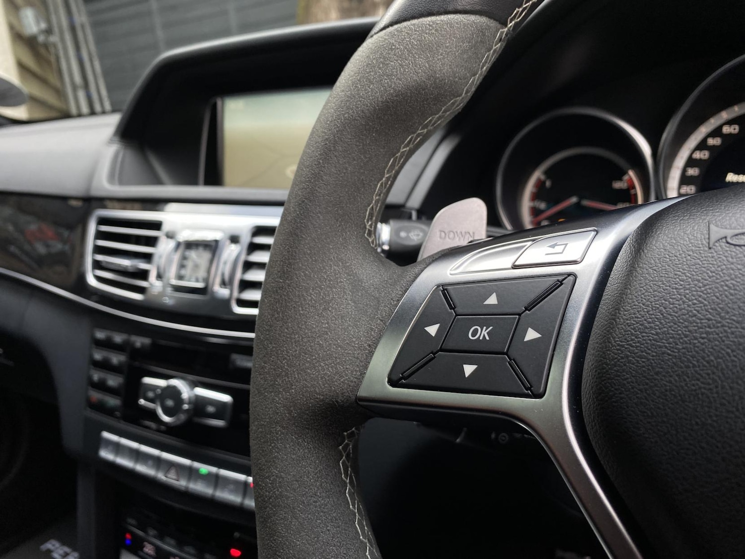 Used Mercedes-Benz E Class 2015 for sale - 76537006: Photo 37