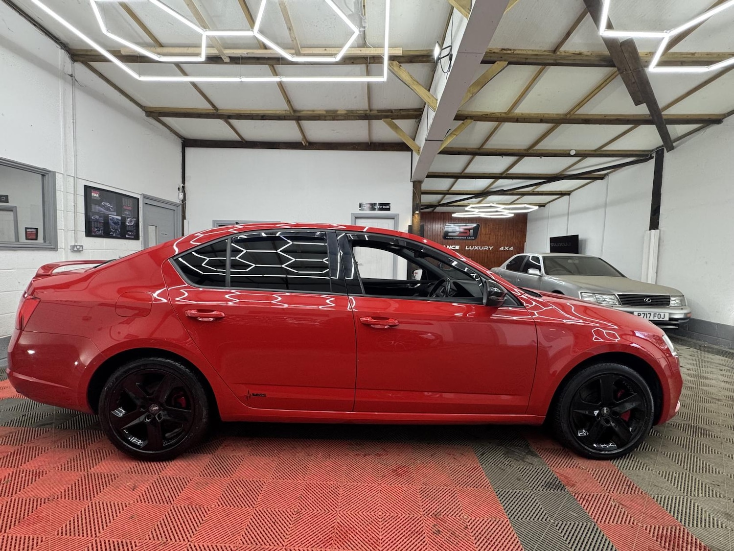 Used Skoda Octavia 2015 for sale - 77225361: Photo 4