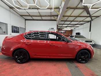 Used Skoda Octavia 2015 for sale - 77225361: Photo