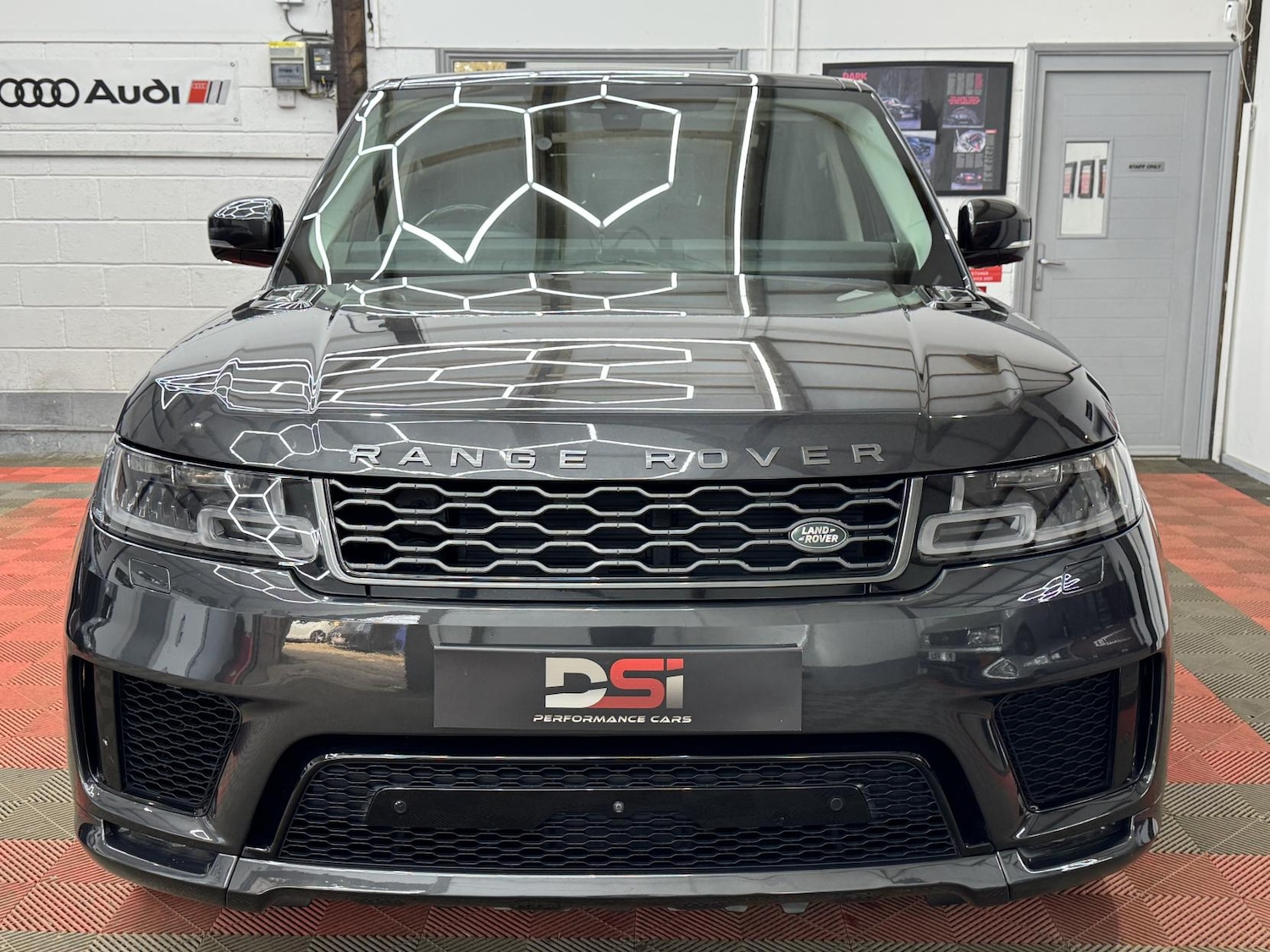 Used Land Rover Range Rover Sport 2018 for sale - 77767164: Photo 2