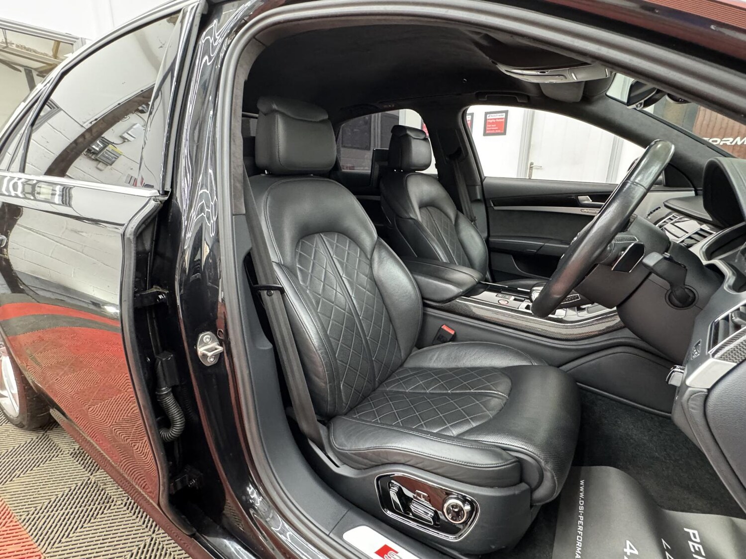 Used Audi A8 2013 for sale - 77570257: Photo 19