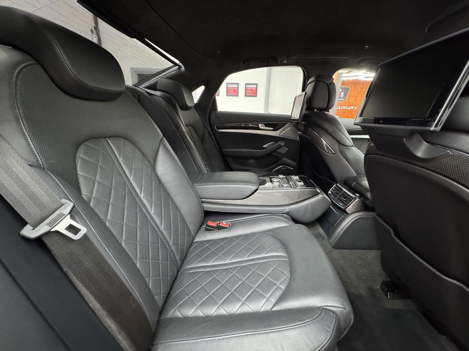 Used Audi A8 2013 for sale - 77570257: Photo 24