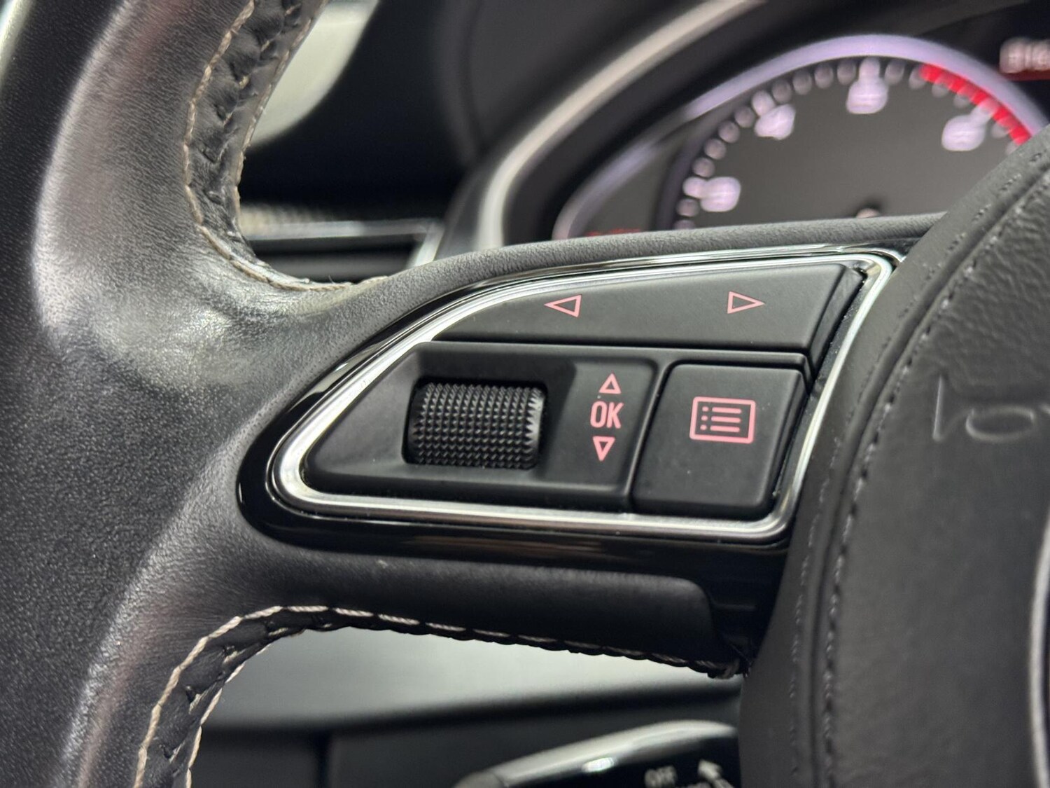 Used Audi A8 2013 for sale - 77570257: Photo 49