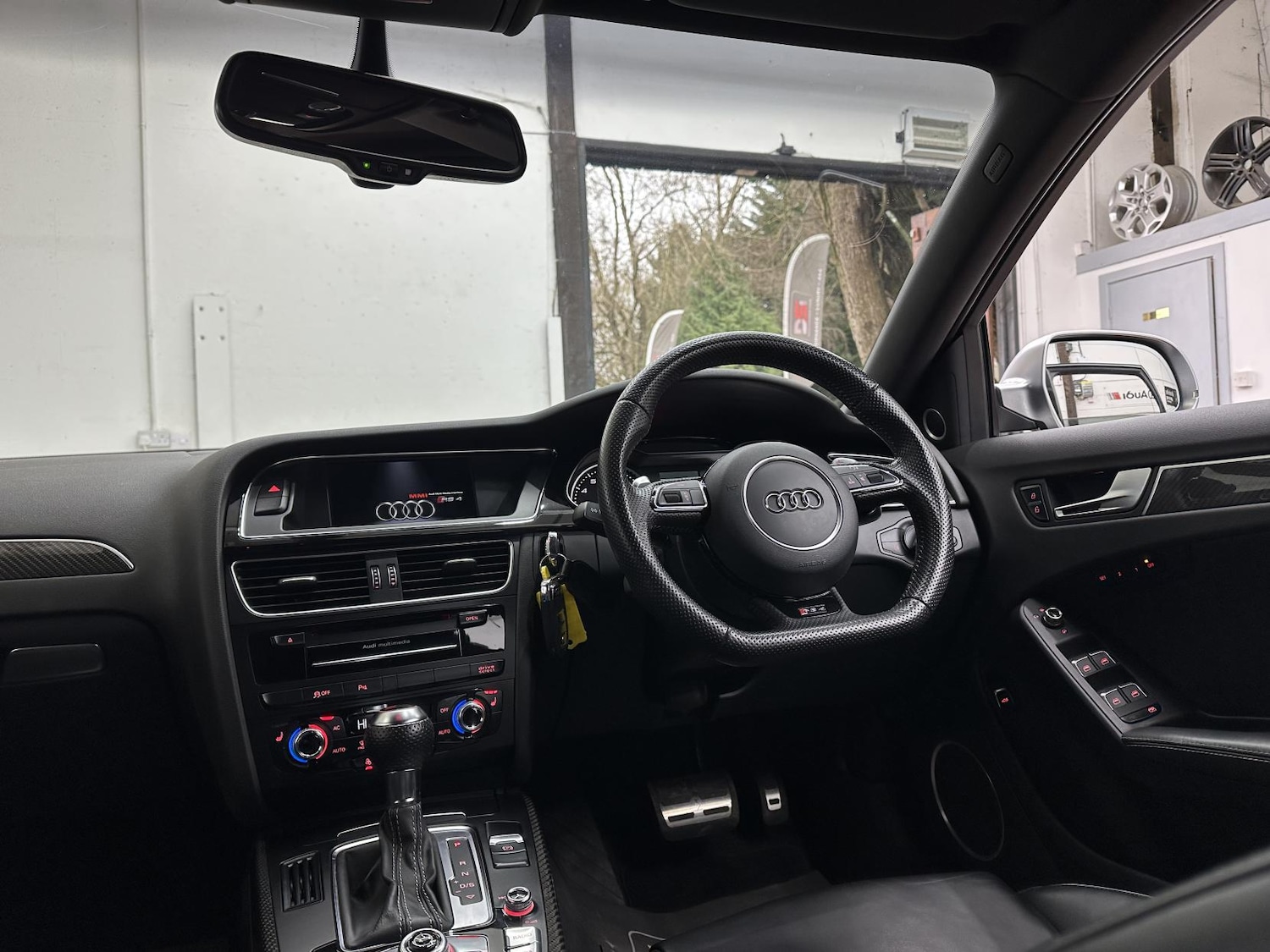 Used Audi RS4 2014 for sale - 77584957: Photo 29