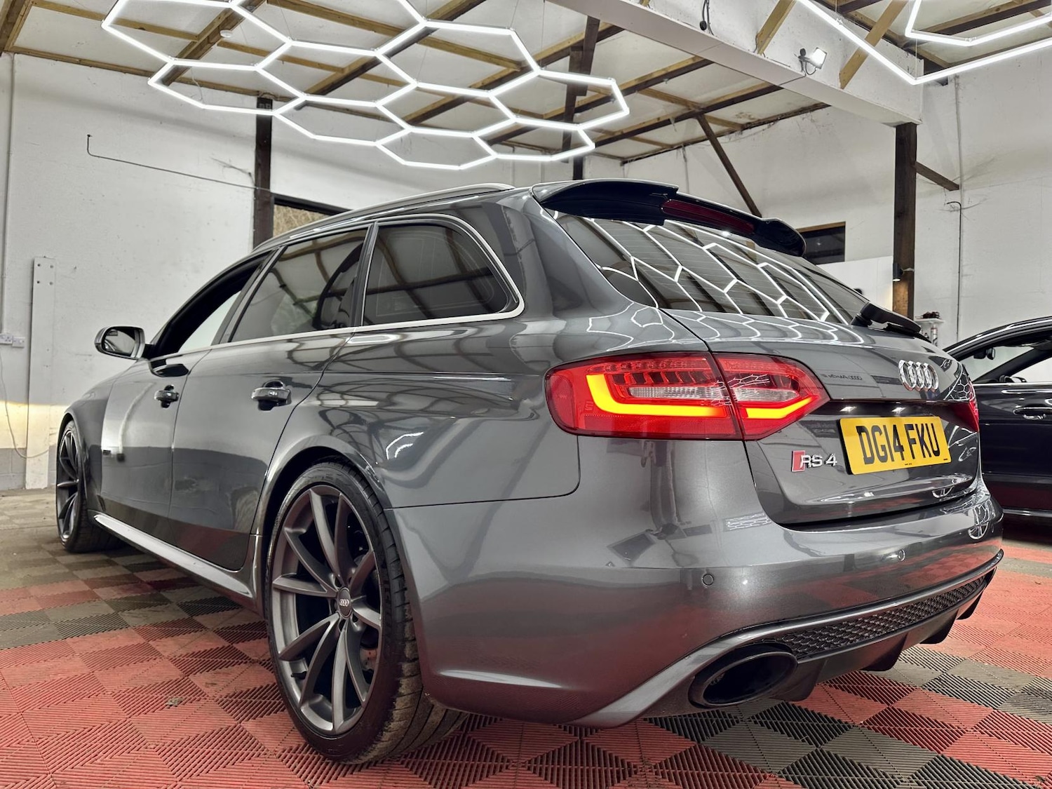 Used Audi RS4 2014 for sale - 77584957: Photo 8