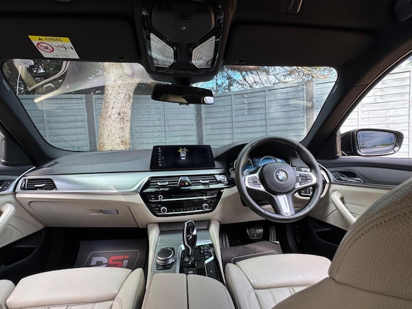 Used BMW 5 Series 2017 for sale - 76273141: Photo 11