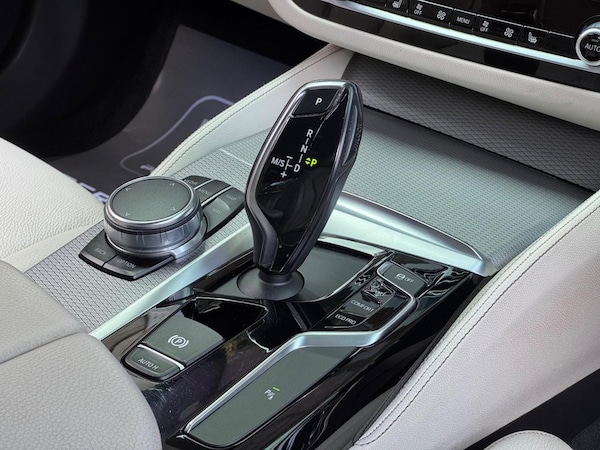 Used BMW 5 Series 2017 for sale - 76273141: Photo 13