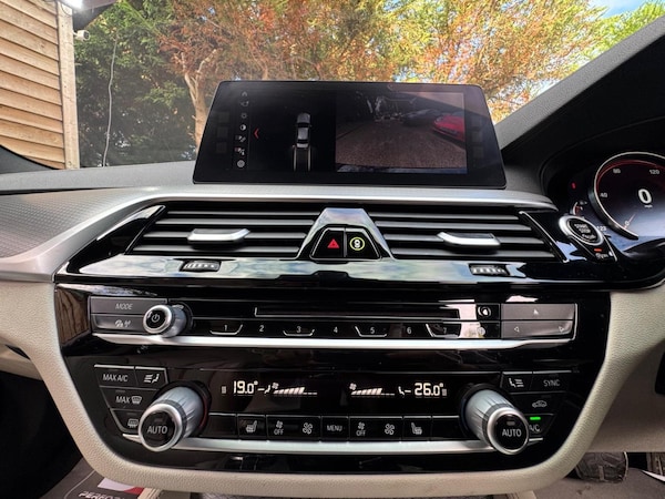 Used BMW 5 Series 2017 for sale - 76273141: Photo 32